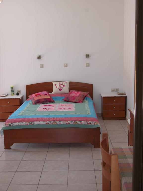Aptera Hotel Megala Chorafia Room photo